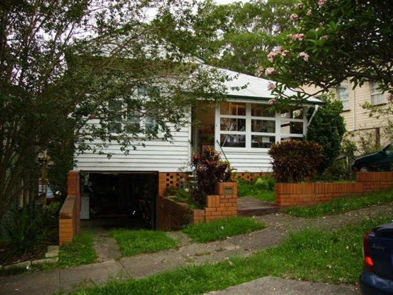 9 Shaw Street, Auchenflower QLD 4066