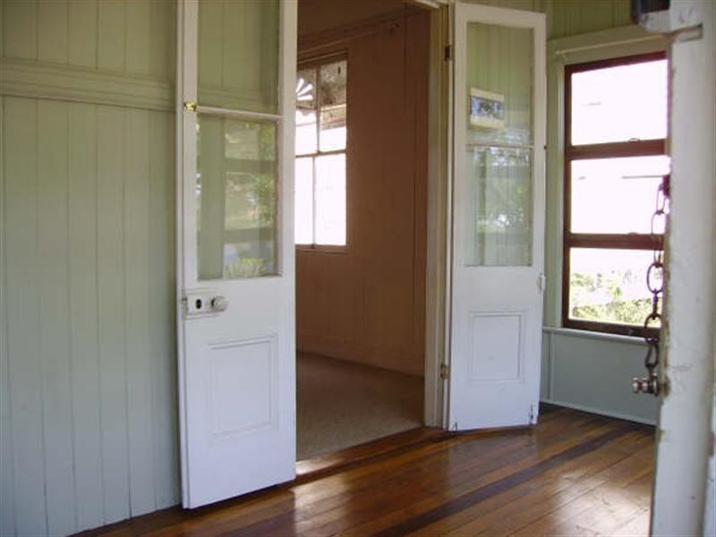 9 Shaw Street, Auchenflower QLD 4066