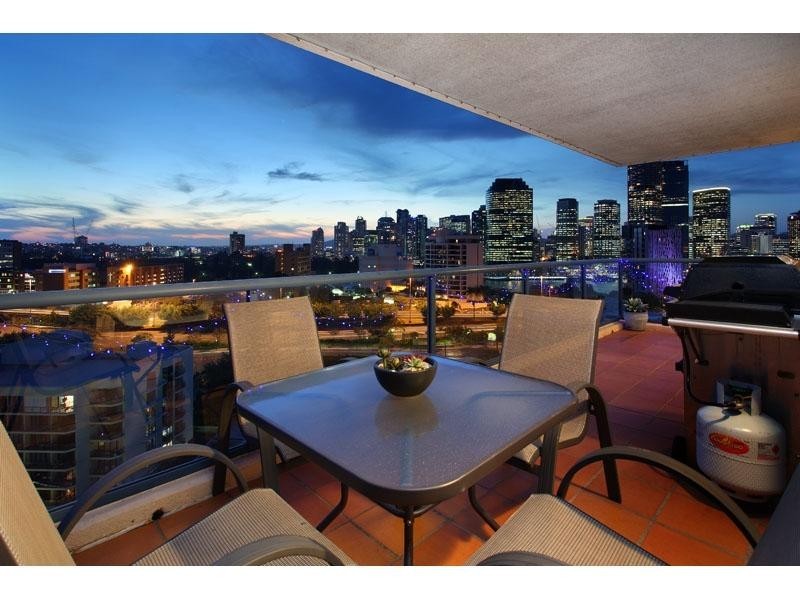 42 Ferry Street, Kangaroo Point QLD 4169