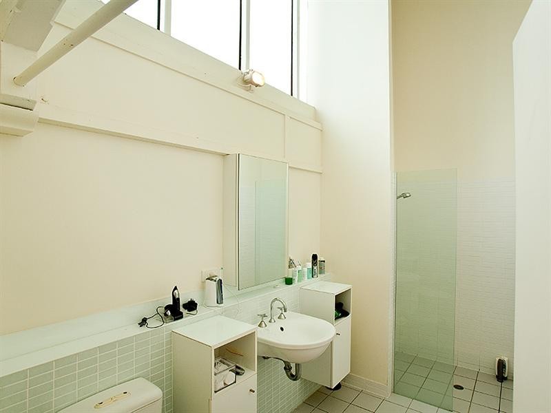 325/64 Macquarie Street, Teneriffe QLD 4005