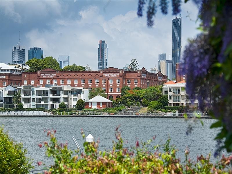 325/64 Macquarie Street, Teneriffe QLD 4005