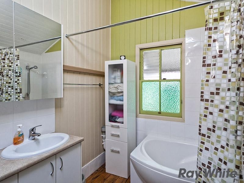 153 Jubilee Terrace, Bardon QLD 4065