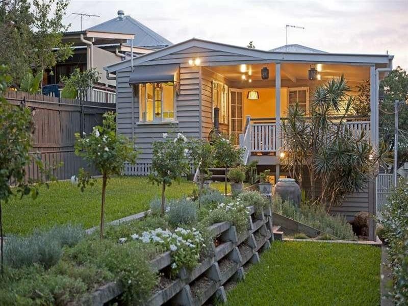 15 Dyne Street, Red Hill QLD 4059