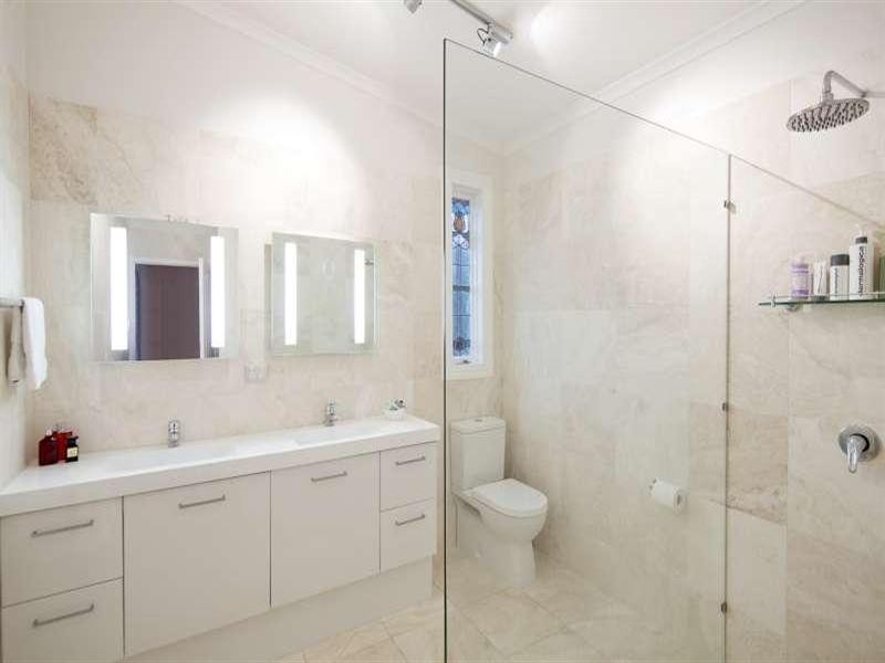 15 Dyne Street, Red Hill QLD 4059