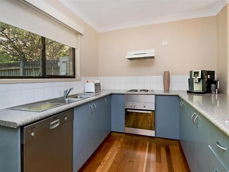 4/6 Lemnos Street, Red Hill QLD 4059