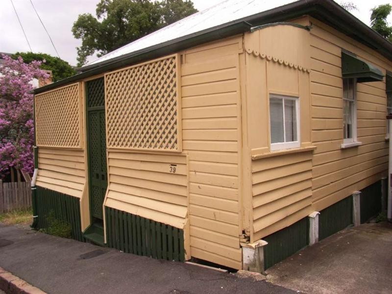 39 Sheriff Street, Brisbane QLD 4000