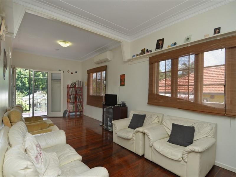 36 Lorward Avenue, Bardon QLD 4065