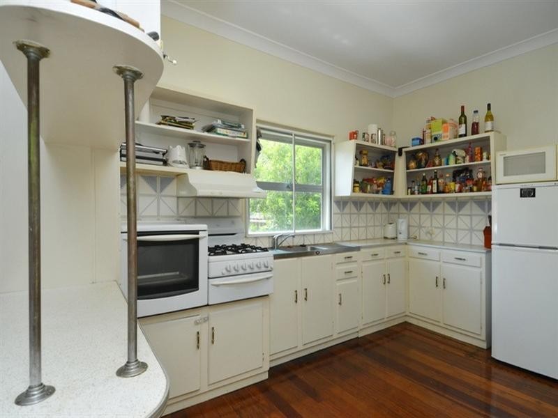 36 Lorward Avenue, Bardon QLD 4065