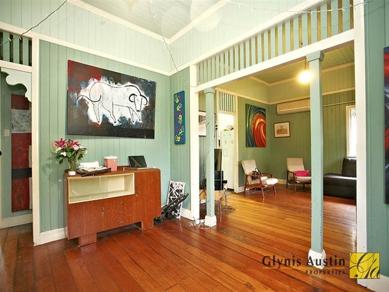 86 Plumer Street, Sherwood QLD 4075