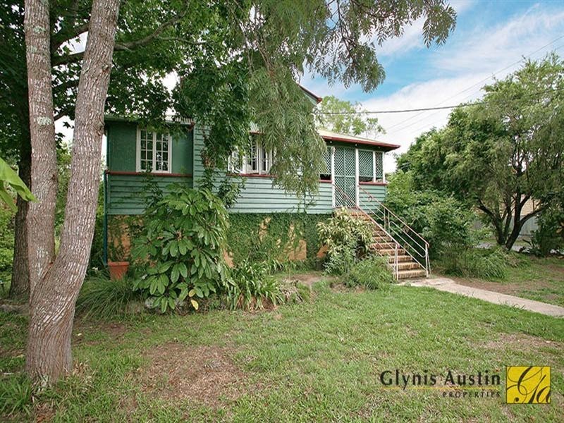 86 Plumer Street, Sherwood QLD 4075