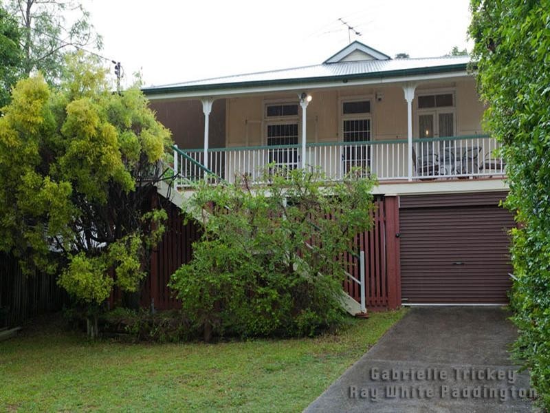 17 Moore Street, Milton QLD 4064