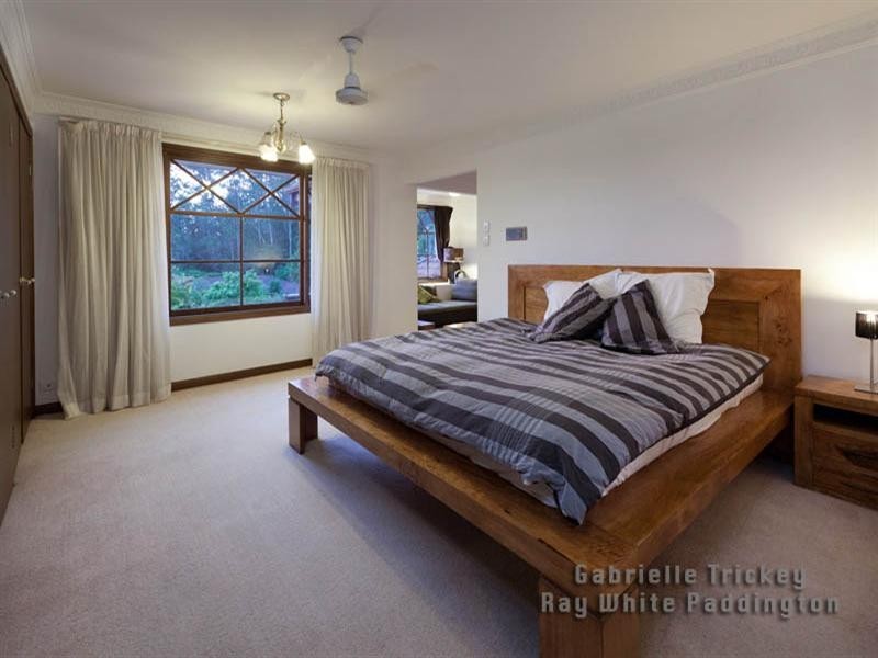 23 Mirbelia Street, Kenmore Hills QLD 4069