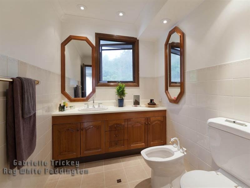 23 Mirbelia Street, Kenmore Hills QLD 4069