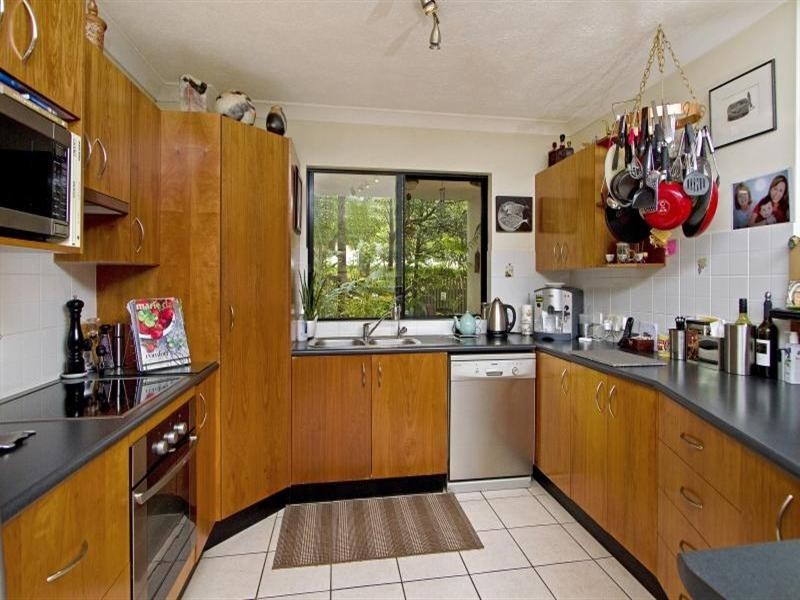 1/10 Oxlade Drive, New Farm QLD 4005