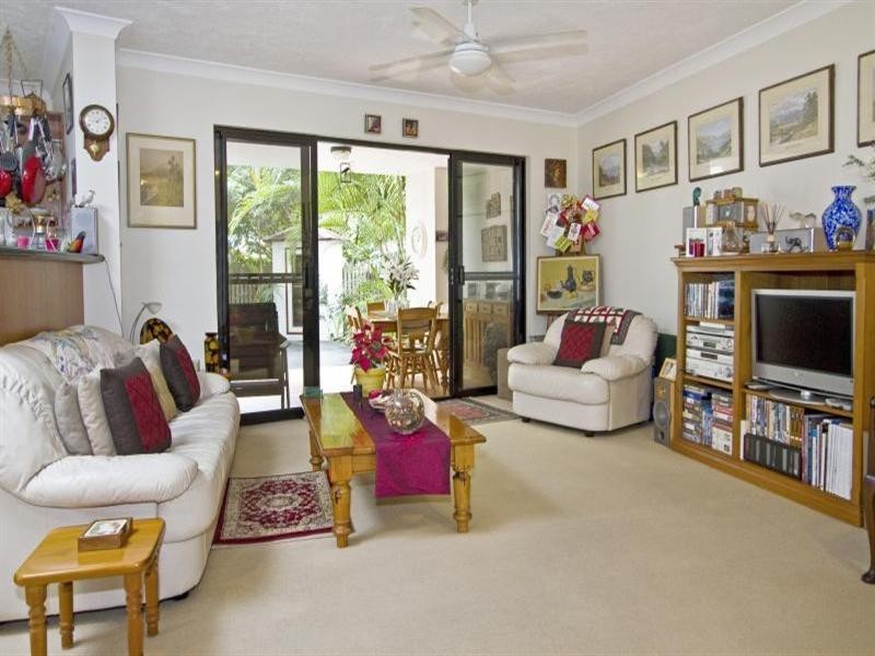 1/10 Oxlade Drive, New Farm QLD 4005