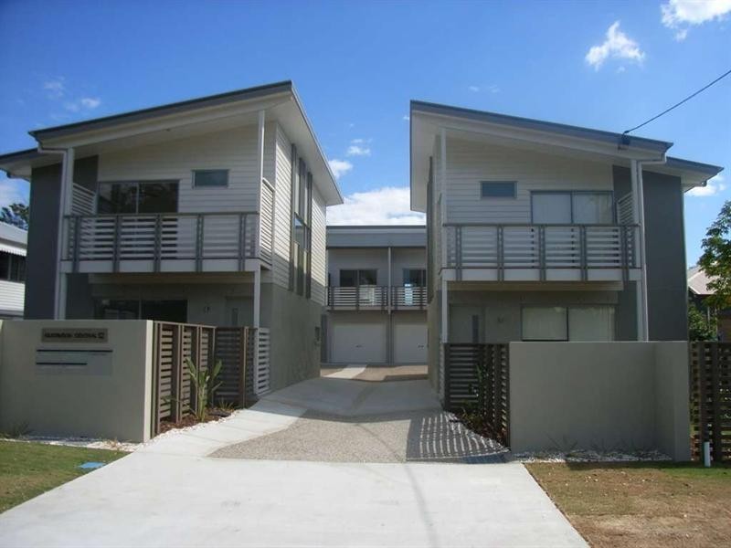 2/12 Gustavson Street, Annerley QLD 4103