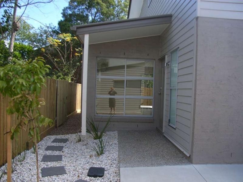 2/12 Gustavson Street, Annerley QLD 4103