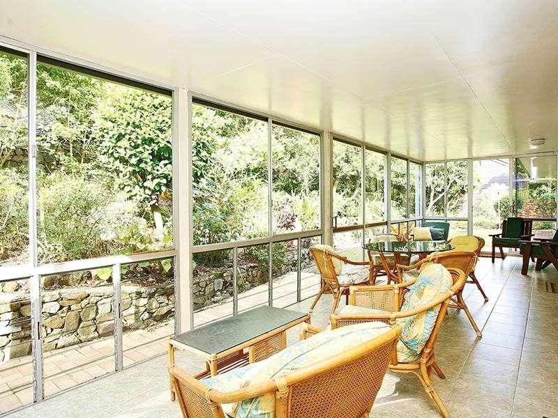 1 Edale Street, Kenmore QLD 4069