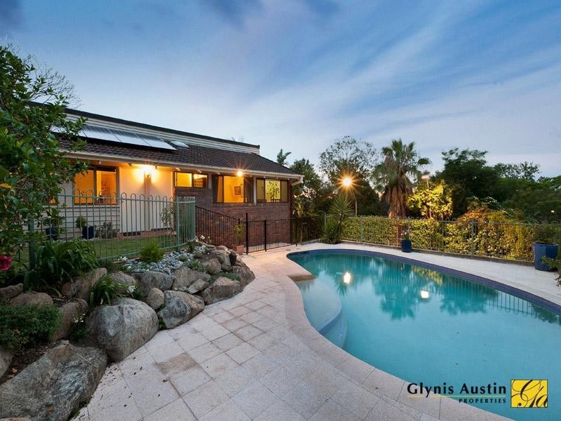 272 Russell Terrace, Indooroopilly QLD 4068