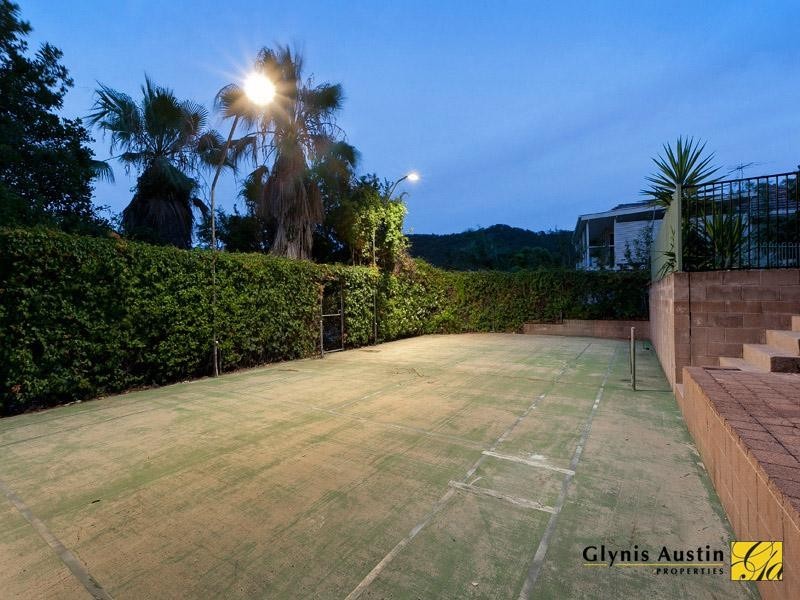 272 Russell Terrace, Indooroopilly QLD 4068