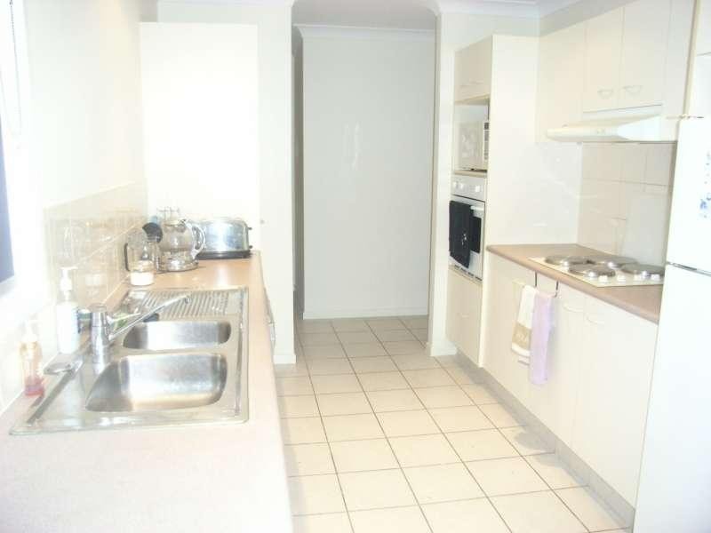 4 Chestnut Place, The Gap QLD 4061