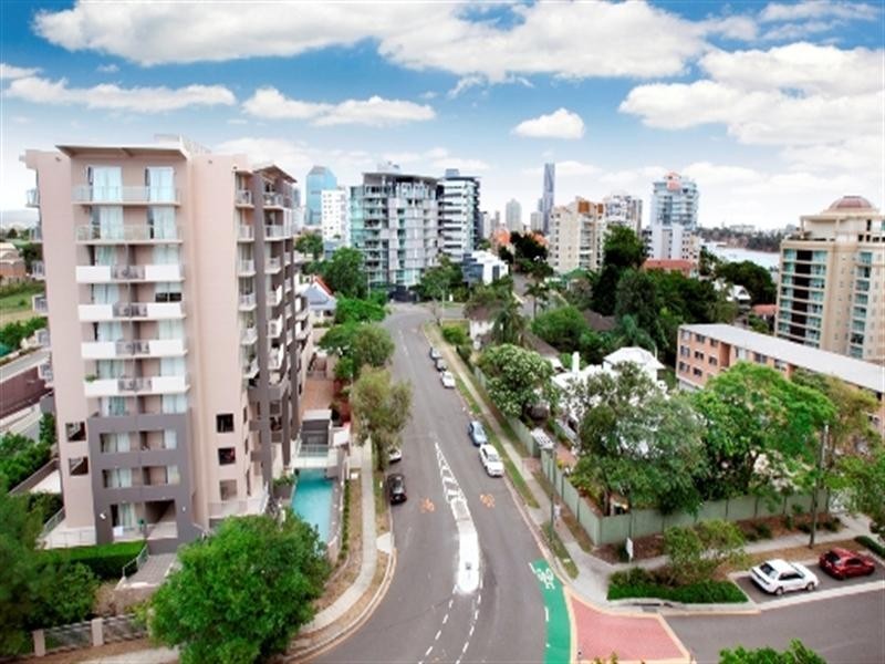 812/9 Castlebar Street, Kangaroo Point QLD 4169