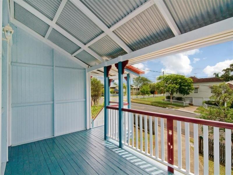 74 Bowman Parade, Bardon QLD 4065