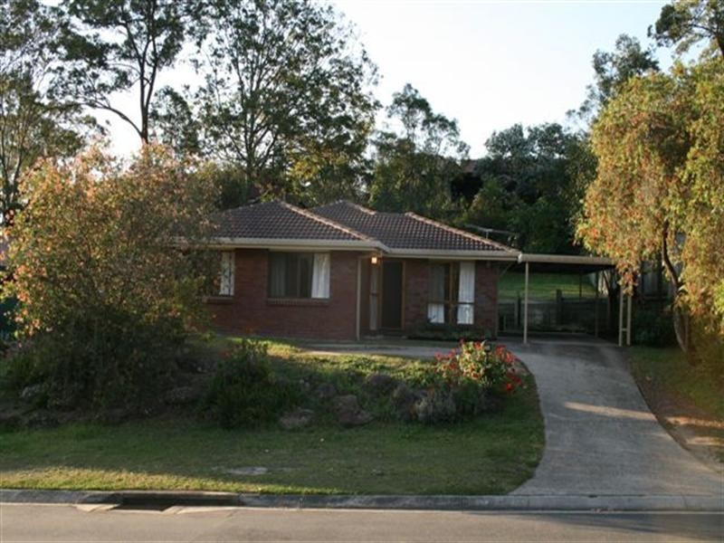 31 Wyndarra Street, Kenmore QLD 4069