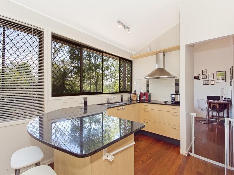 75 Twilight Street, Kenmore QLD 4069