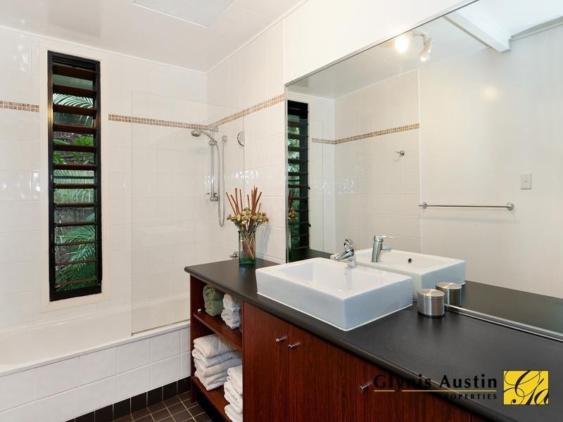 134 Gregory Street, Auchenflower QLD 4066
