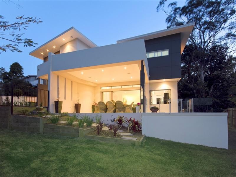 345 Simpsons Road, Bardon QLD 4065