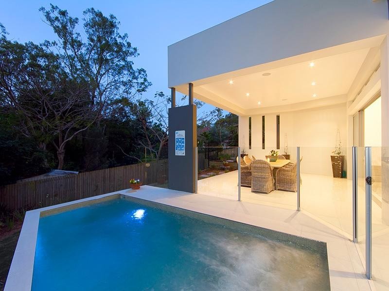 345 Simpsons Road, Bardon QLD 4065