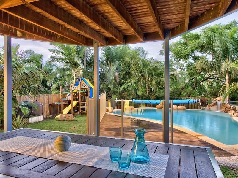 32 Queens Road, Hamilton QLD 4007