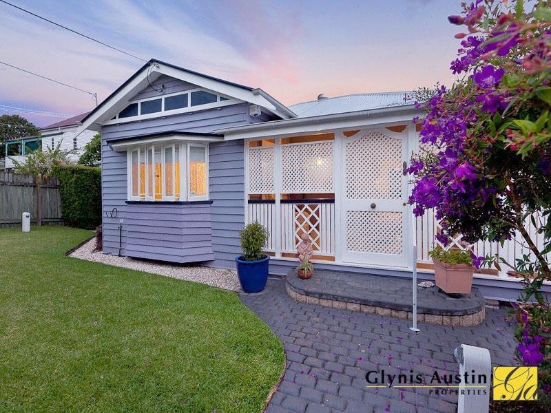 15 Primrose Terrace, Red Hill QLD 4059