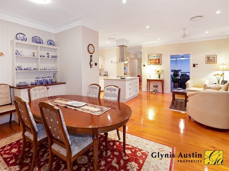 15 Primrose Terrace, Red Hill QLD 4059