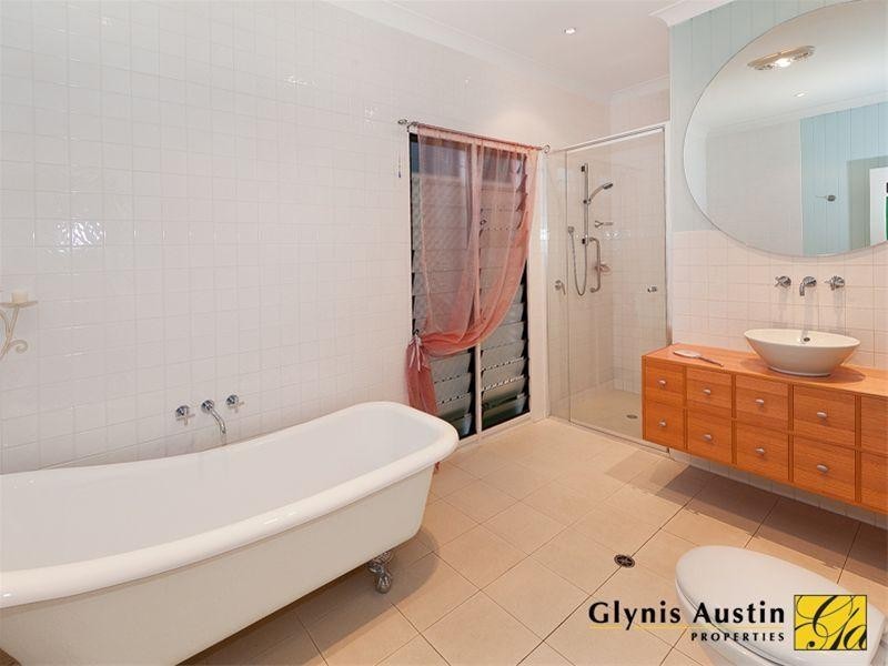 15 Primrose Terrace, Red Hill QLD 4059