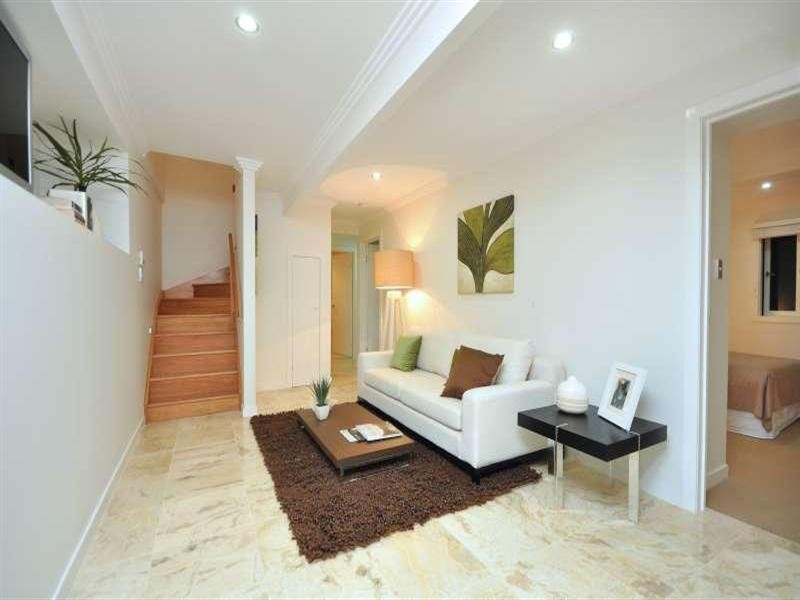 35 Barton Street, Bardon QLD 4065