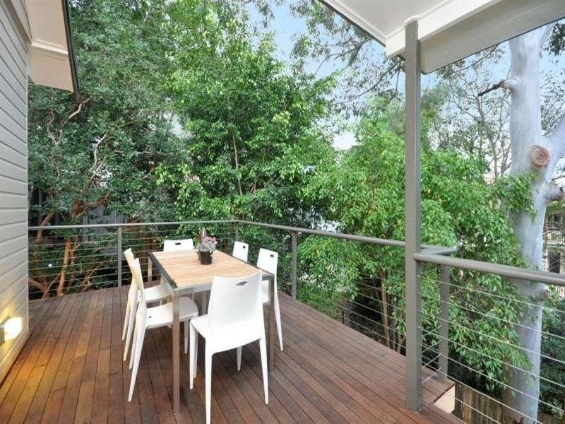 35 Barton Street, Bardon QLD 4065