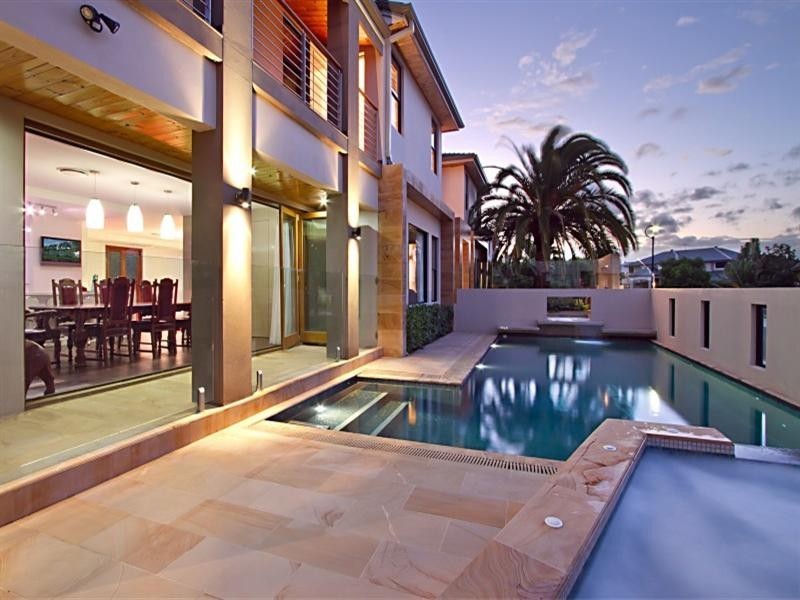 4 Cienna Place, Bridgeman Downs QLD 4035