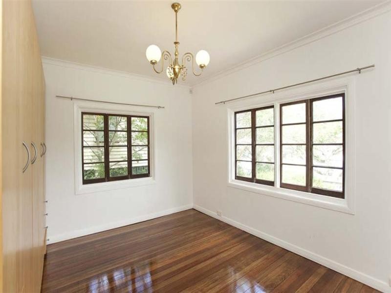 37 Howard Street, Grange QLD 4051