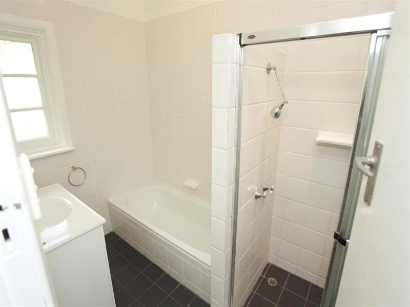 37 Howard Street, Grange QLD 4051