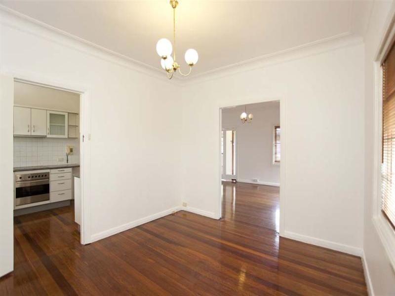 37 Howard Street, Grange QLD 4051