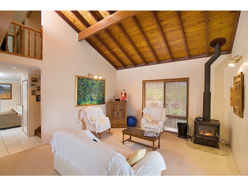 43 Broadmoor Street, Kenmore Hills QLD 4069