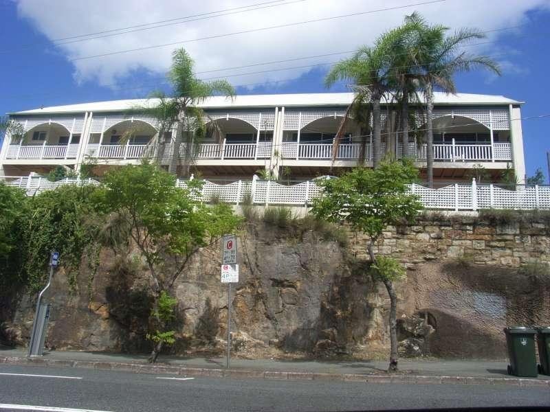 1/137 St Pauls Terrace, Spring Hill QLD 4000