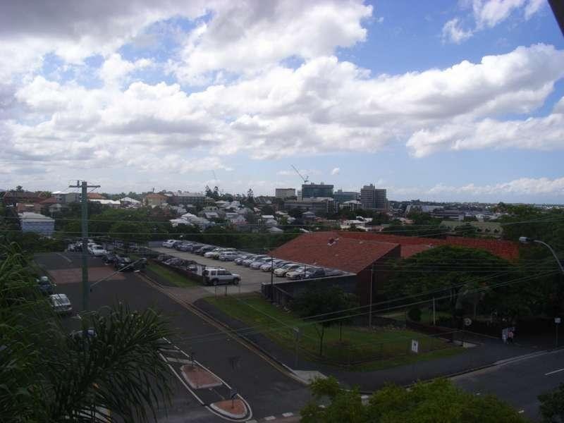 1/137 St Pauls Terrace, Spring Hill QLD 4000