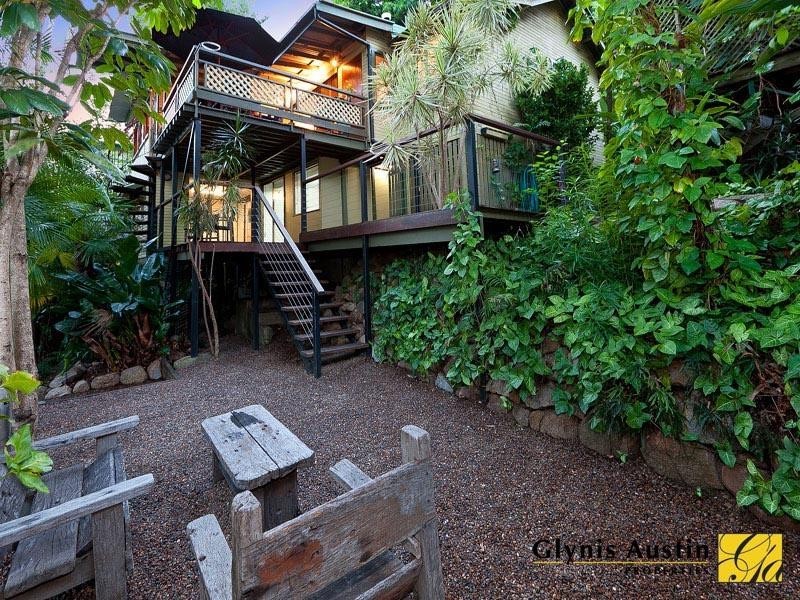 36 Stuartholme Road, Bardon QLD 4065