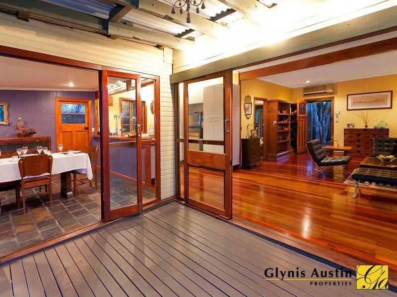 36 Stuartholme Road, Bardon QLD 4065