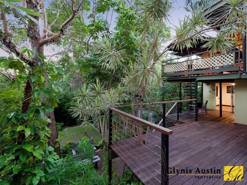 36 Stuartholme Road, Bardon QLD 4065