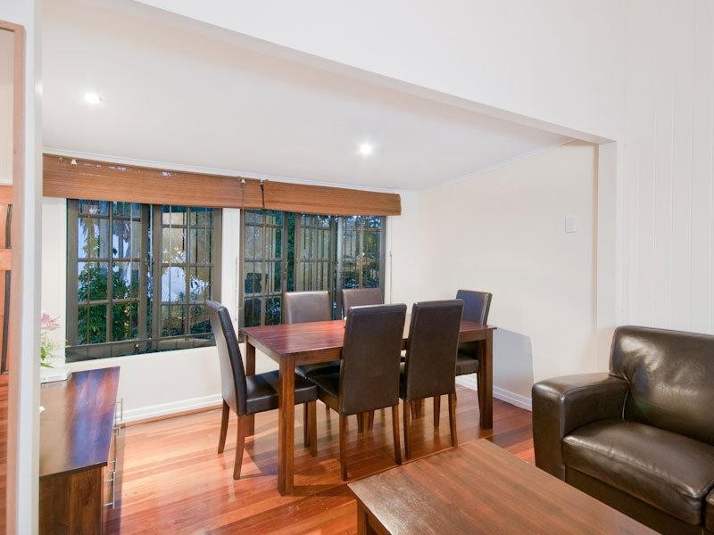 7 Carlyle Street, Red Hill QLD 4059