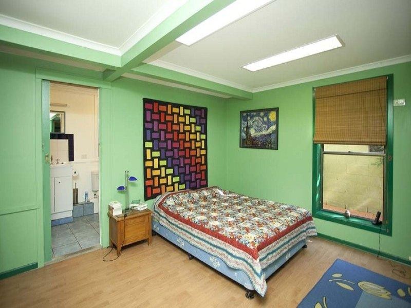 8 Gulliver Street, Paddington QLD 4064